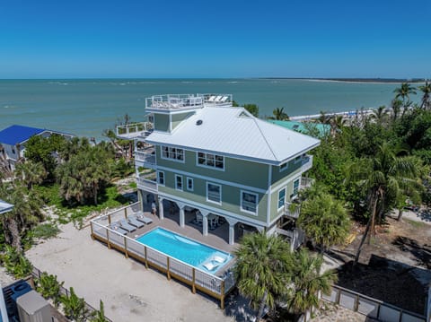 The Serendipity Beach House is back!
