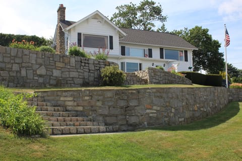 Mizzentop House
