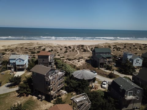 Aerial view of the OBX Treehouse and proximity to beach
