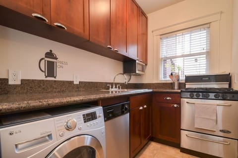 The kitchen is well equipped. Perfect for simple meals & reheating leftovers.