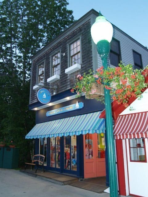 43 Main Street, Camden, ME