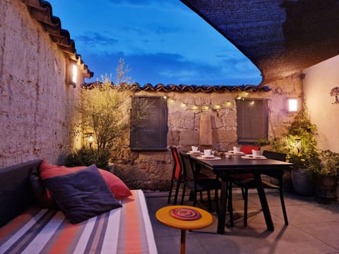 Secluded roof terrace: sun-filled by day,  blue hour & star gazing by night