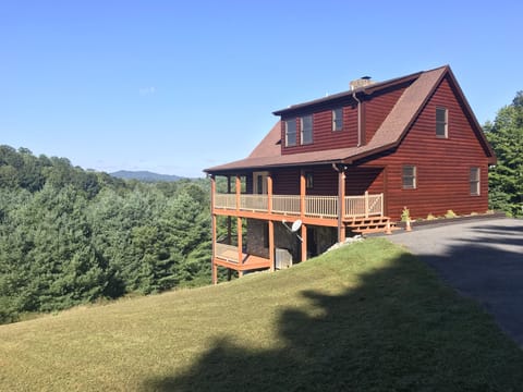 New Beautifully Re-stained Exterior.