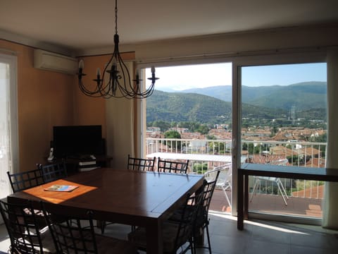 Dining-living room, first floor