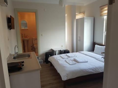 Desk, free WiFi, bed sheets