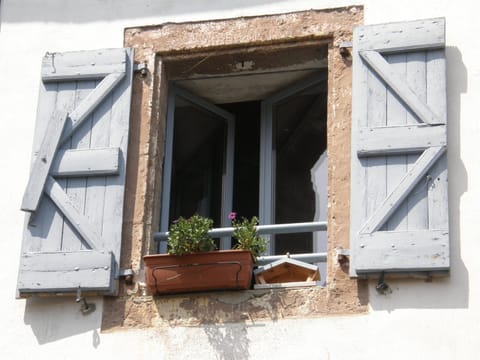 Maison Felix with fabulous views of Cordes sur Ciel