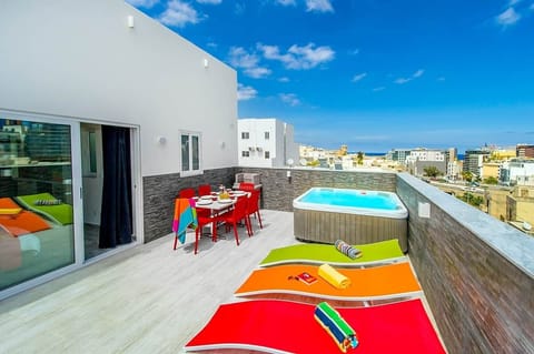 Bayside Apartments, Studio Penthouse | 