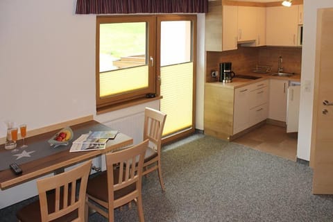 Apartment, 1 Double Bed, Mountain View | Private kitchen | Highchair