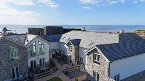 Dog friendly family beach house Llawnroc Widemouth Bay Cornwall exterior Forever Cornwall