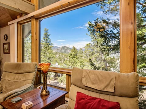 House, 3 Bedrooms | Interior
