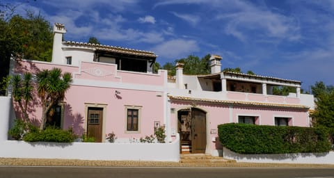 Casa Rosa in all her glory!