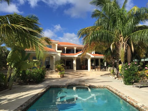 Dieppe Bay House