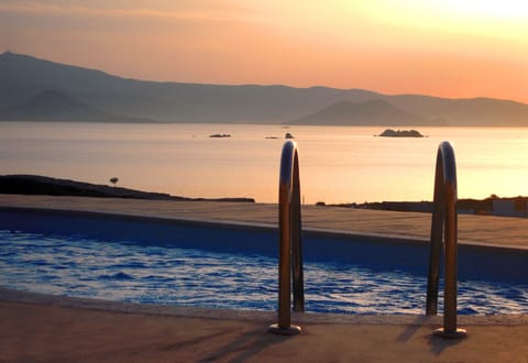 Sunset view..Naxos Aigli junior villas