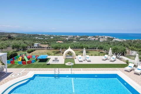 Villa Daphne: Your private retreat with endless amenities.