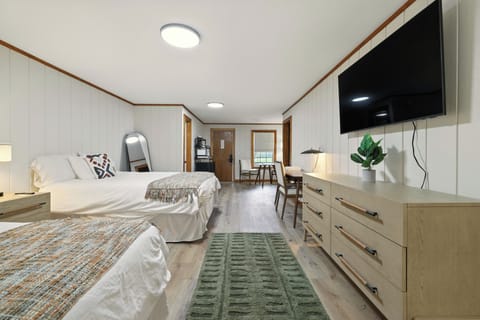 Basic Room, 2 Queen Beds, Non Smoking | Iron/ironing board, free WiFi, bed sheets