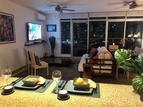 kitchen bar & living room 2025