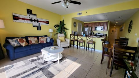 Contemporary living room - sofa bed (queen)