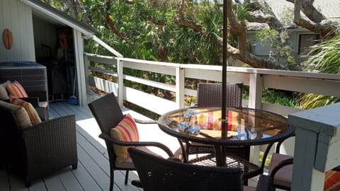 Dine Al Fresco on the outdoor deck