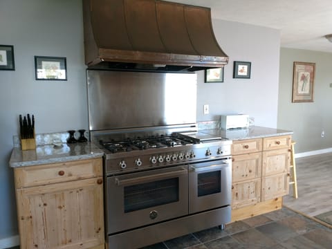 6 burner gas stove with griddle 