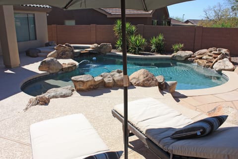 Resort Style Rear Yard
