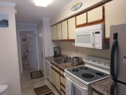 Kitchen new counter top and sink 2016