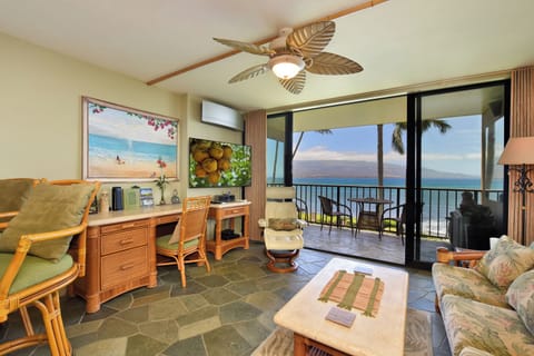Living room - View of the ocean at every angel.