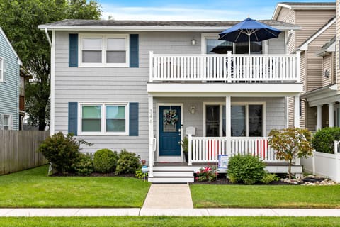 Front of house, New decks