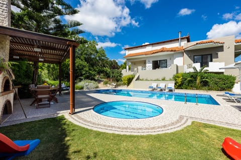 An amazing private swimming pool is ready to welcome you!