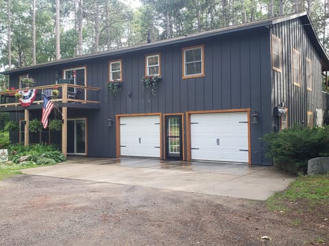 a little update on exterior, paint and trim 