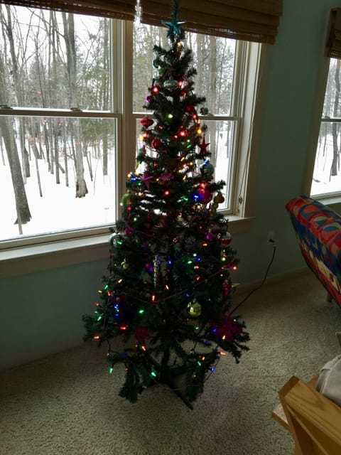 We decorate your tree for you.