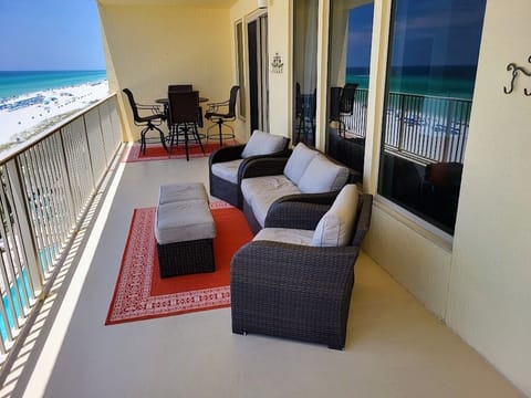 Gorgeous 40 Foot Balcony with spectacular Gulf Views.