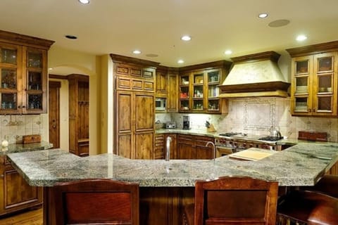 Spacious and Cozy Views, the best of Park City!