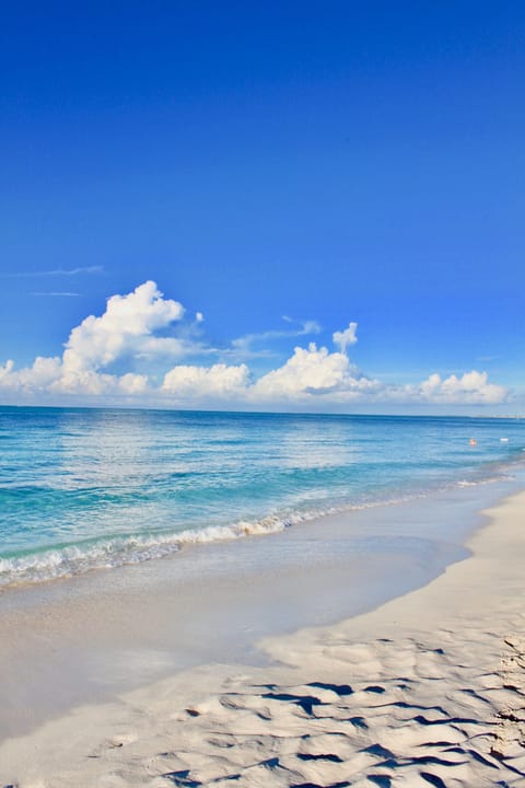 Grace Bay beach