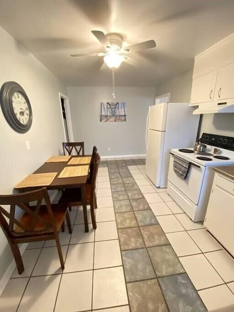 St Elmo Getaway-Dog and Cat Friendly (3)