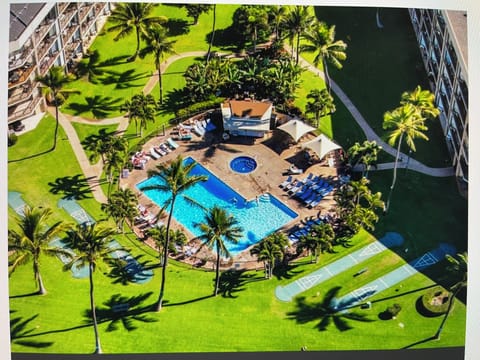 Aerial view of the Maui Sunset Resort Pool area