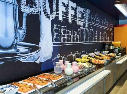 Daily buffet breakfast for a fee