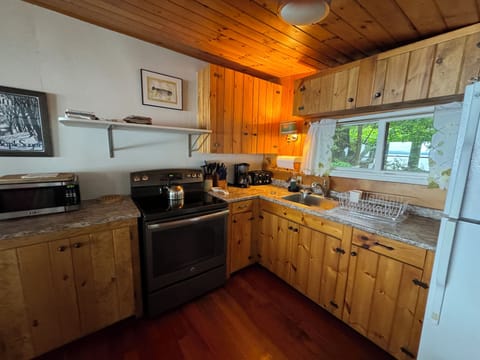Kitchen at Heron Dance cottage