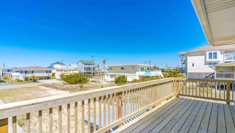 Back Sun Deck Facing S Anderson Blvd