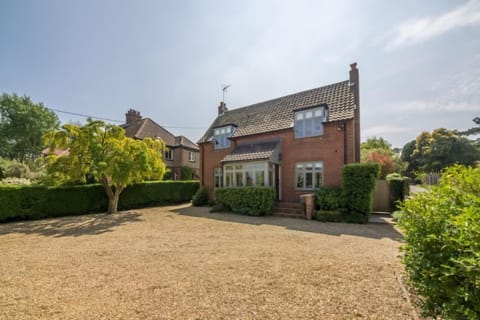 Grove House, Wells-next-the-Sea: A spacious detached property boasting beautiful modern interiors.