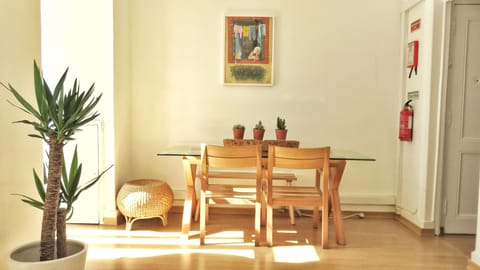 Santa Liberdade Flat - Living room w/  balcony