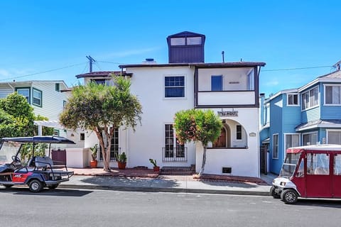 1-FRONT OF HOME RS.jpg