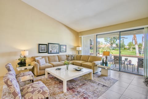 K0568 - Living Room