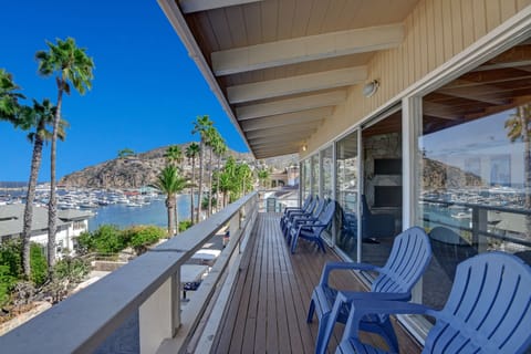 LIVING ROOM BALCONY TO COVE AND MOUNTAINS.jpg