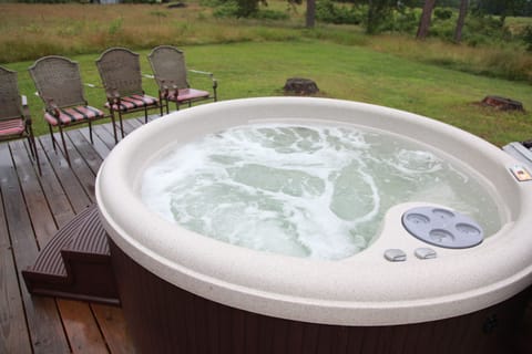 5 person hot tub located on the back deck