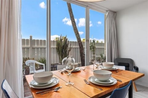 112 diningroom