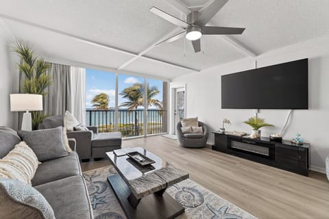301 LIVING ROOM