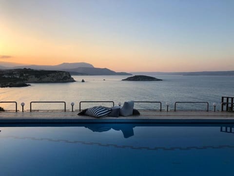 Sunset melting into the sea from THE terrace
