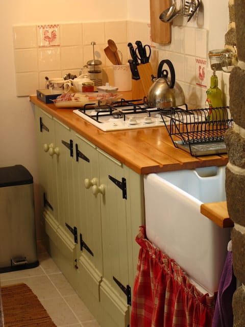 Cottage kitchen