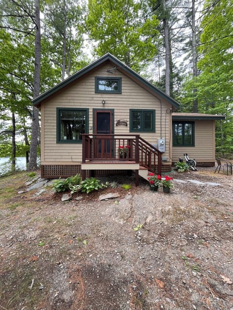 'Wicked Cute!' Maine Camp - The perfect place to relax and recharge.