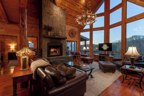 Fallen Timber Lodge. Your Answer for A Luxury Getaway
